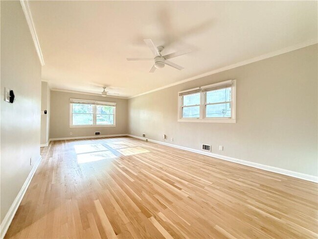 Foto del edificio - 1980 Kilburn Dr NE