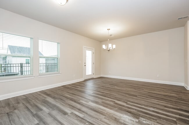 Building Photo - 809 Arrington Way, Columbia, TN