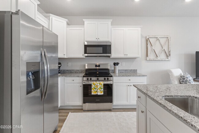 Building Photo - 205 Palmeras Marinas Ln