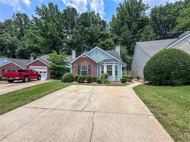 Foto del edificio - 2764 St Charles Ln NW