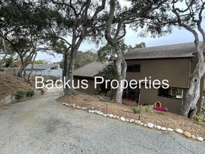 Building Photo - 14685 Charter Oak Blvd