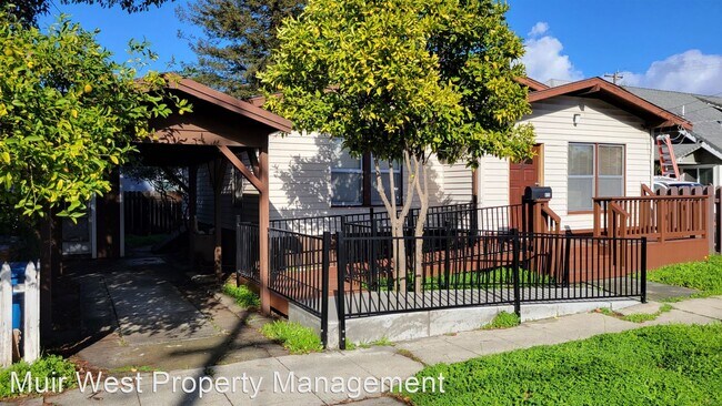 Building Photo - 2 br, 1 bath House - 415 Haven Street