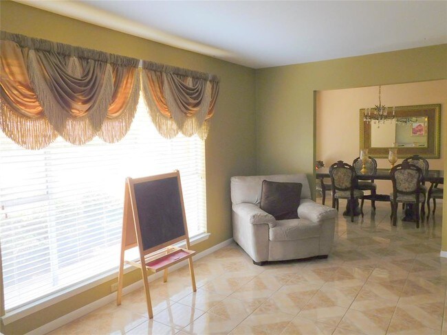 Foto del edificio - 5119 Berry Creek Dr