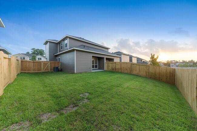Foto del edificio - Duplex Conroe