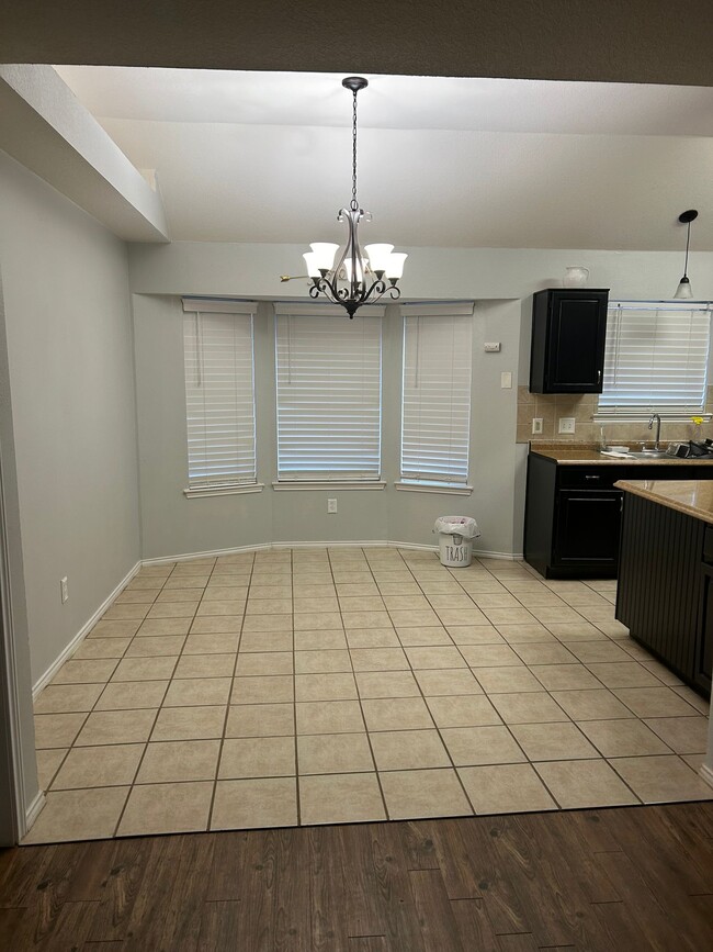 Building Photo - 6320 S Chesterfield Dr