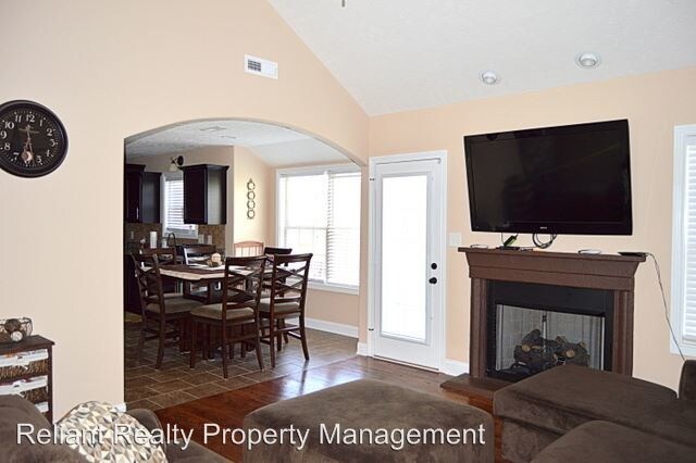 Building Photo - 4 br, 3 bath House - 1843 Macarther Way