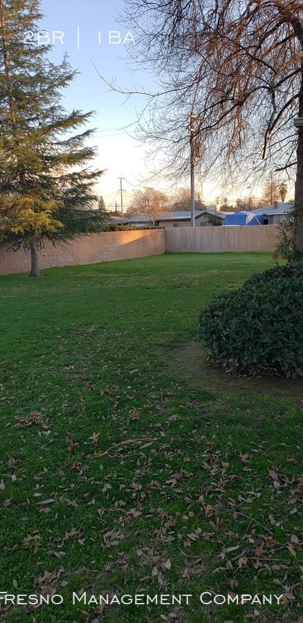 Foto del edificio - 4676 E Clinton Ave