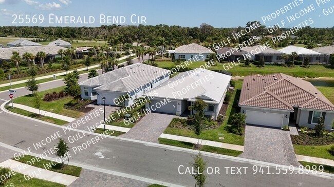 Foto del edificio - 25569 Emerald Bnd Cir