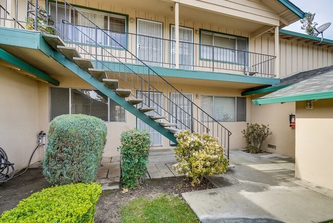 Foto del edificio - 5677 Almaden Rd