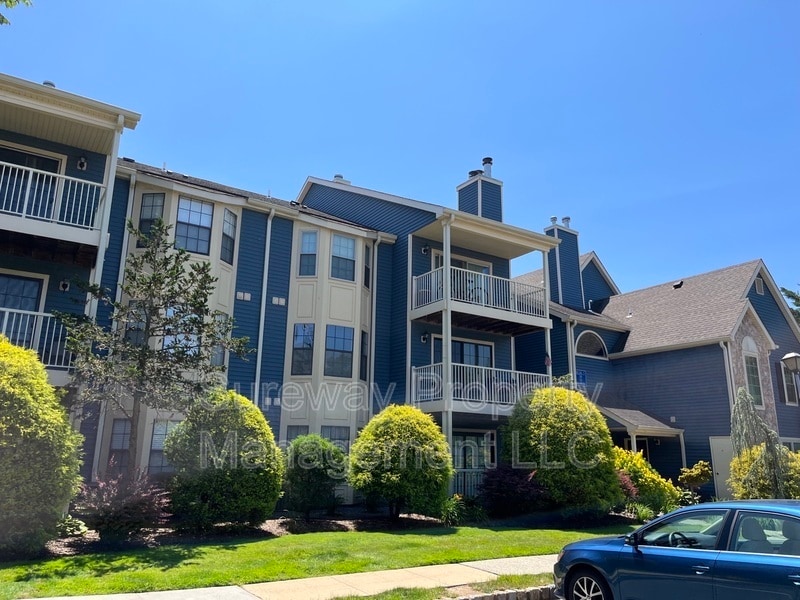 Primary Photo - 134 Longfield Ct