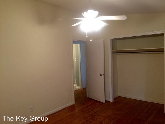 Building Photo - 3 br, 1 bath House - 620 Berwick Drive