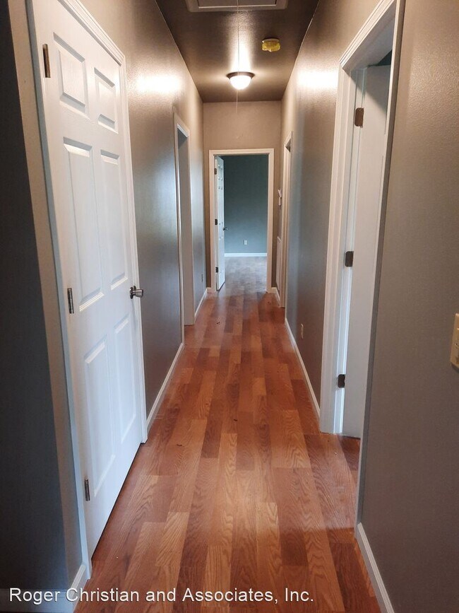 Foto del edificio - 3 br, 1 bath House - 159 E. Jordan Street