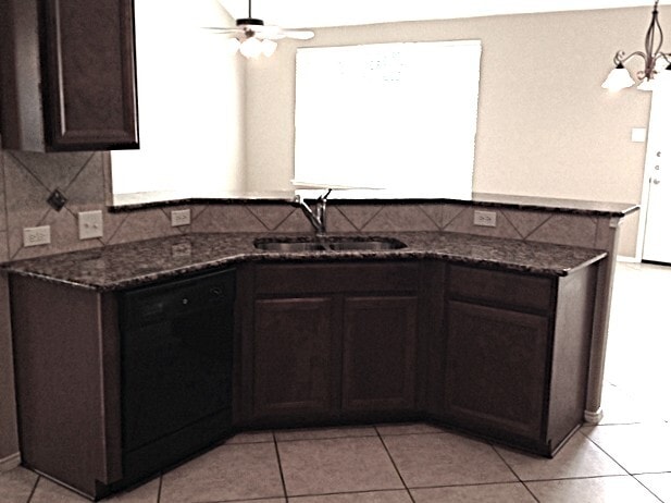Building Photo - 5204 Lori Valley Ln