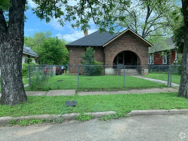 Building Photo - 1517 N 11th St