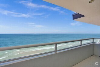 Building Photo - 545 S Fort Lauderdale Beach Blvd