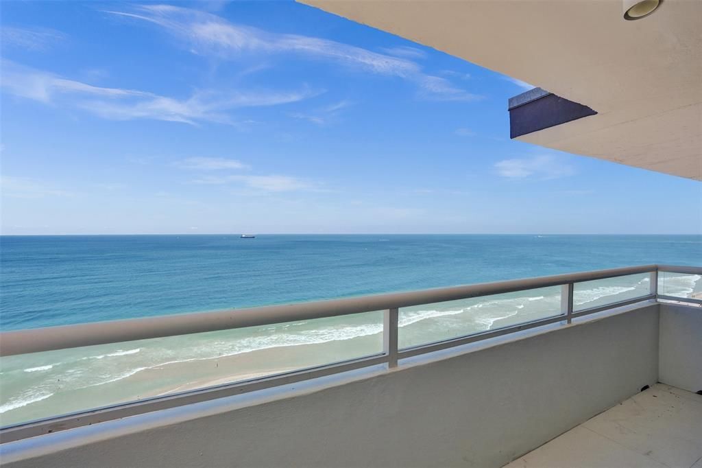Foto principal - 545 S Fort Lauderdale Beach Blvd