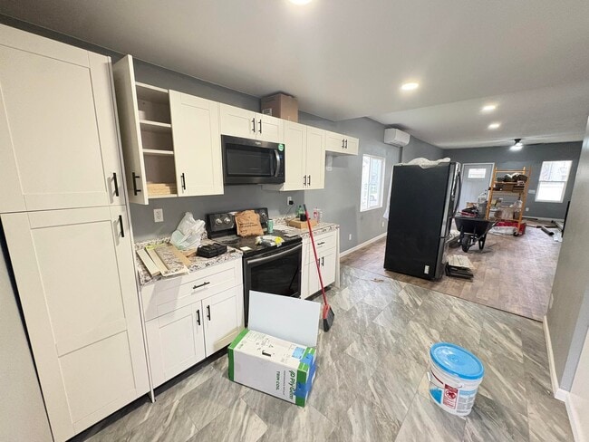 Building Photo - 206 McCook Ave