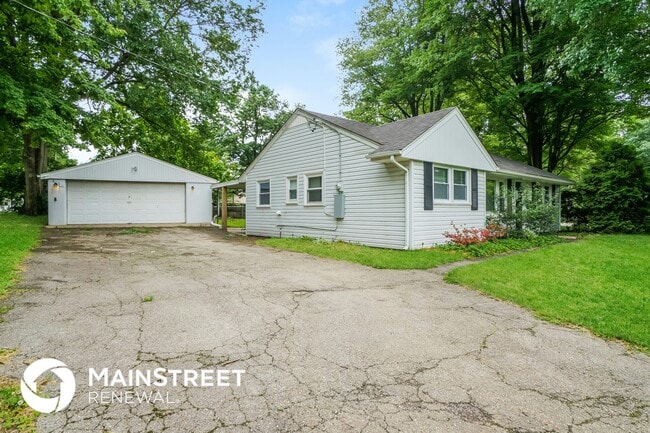 Building Photo - 9211 Aristides Dr