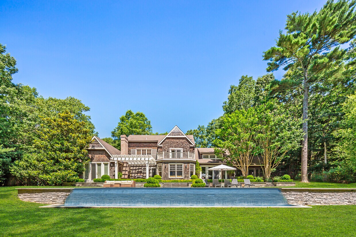 22 Mile Hill Rd, East Hampton, NY 11937 House Rental in East Hampton