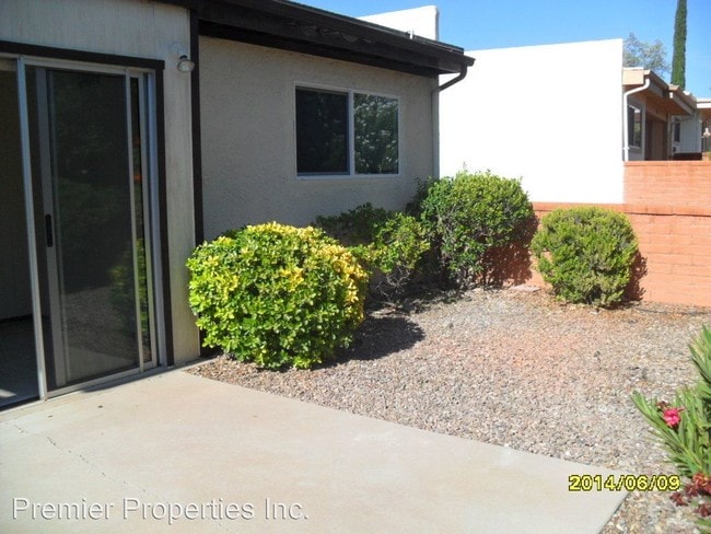 Building Photo - 2 br, 2 bath House - 1334 S Desert Meadows Cr