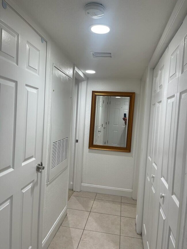Foto del edificio - 758 Tidewater Ct
