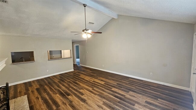 Building Photo - 23915 Spring Fork Dr