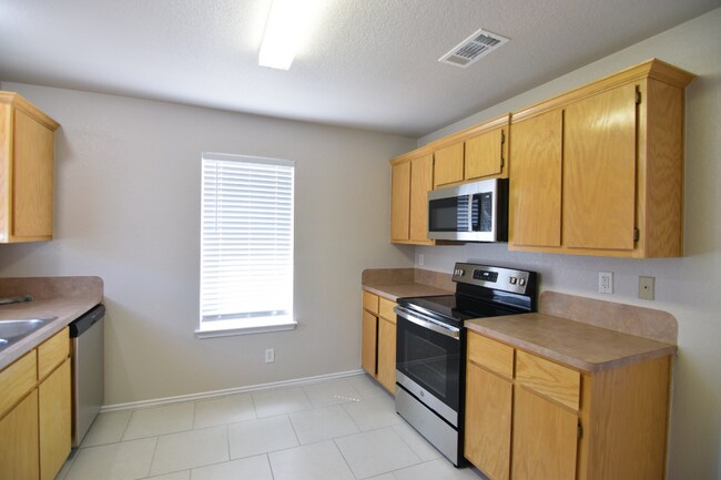 Foto del edificio - 3206 Ida Dr