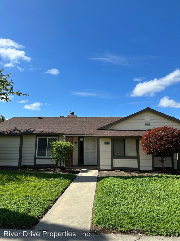 Primary Photo - 3 br, 2 bath House - 1291 N. Laspina Street