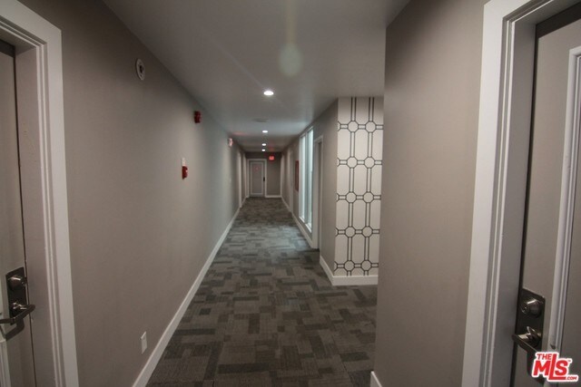 Building Photo - 121 N Hamilton Dr