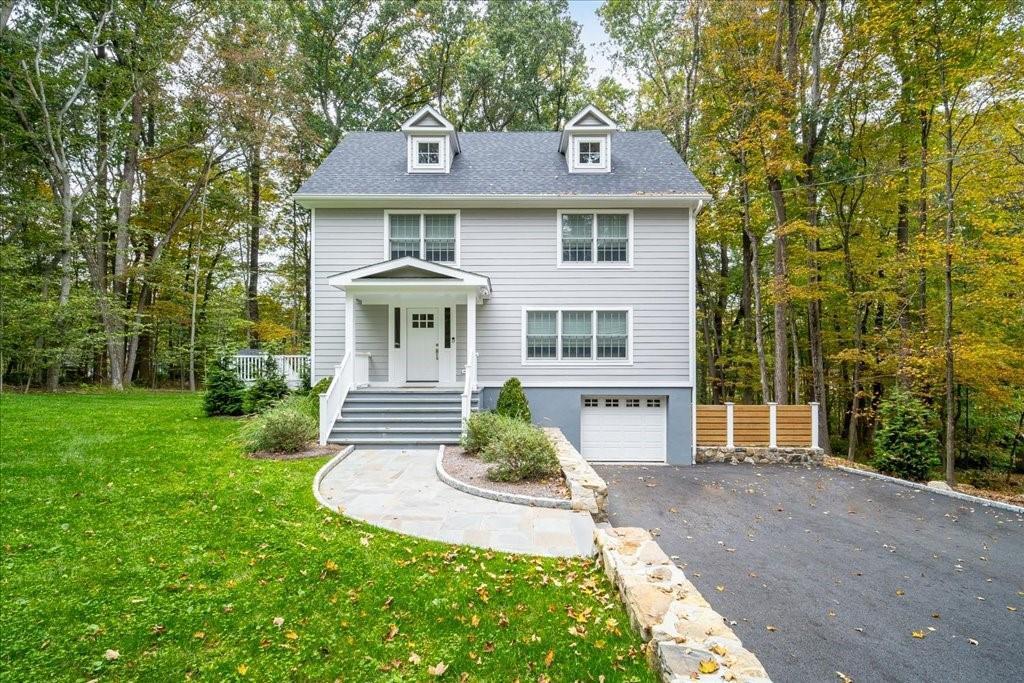 Foto principal - 23 Lower Salem Rd