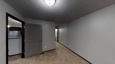 Bedroom - Village at Three Fountains