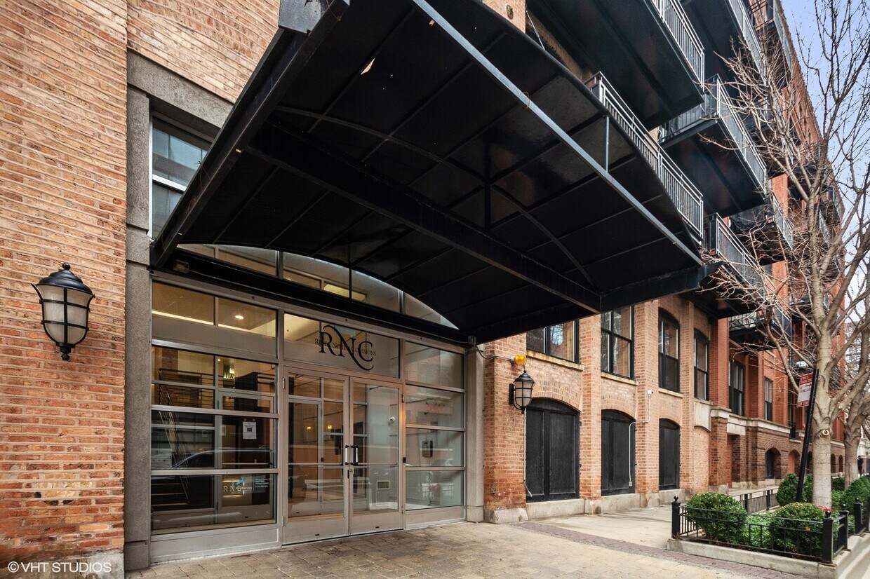 Foto principal - 520 W Huron St