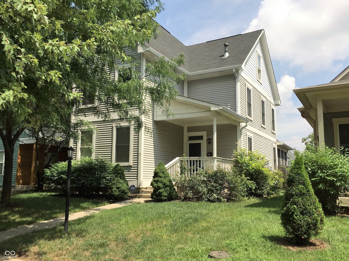 Primary Photo - 2323 Alabama St