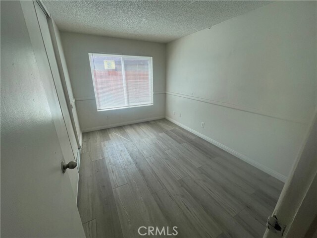 Foto del edificio - 3558 Raven Dr