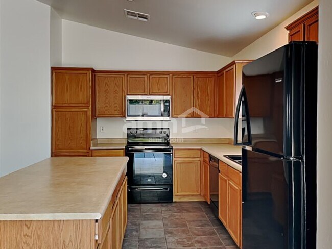 Building Photo - 6829 W Gary Way