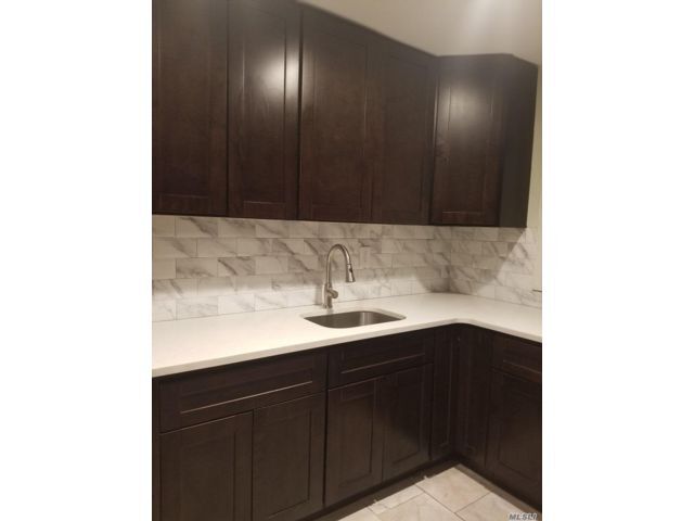Foto del edificio - 138-26 233rd St