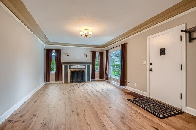 Building Photo - NEW BEST PRICE at $2,195 Fully Rehab 3 Bed...