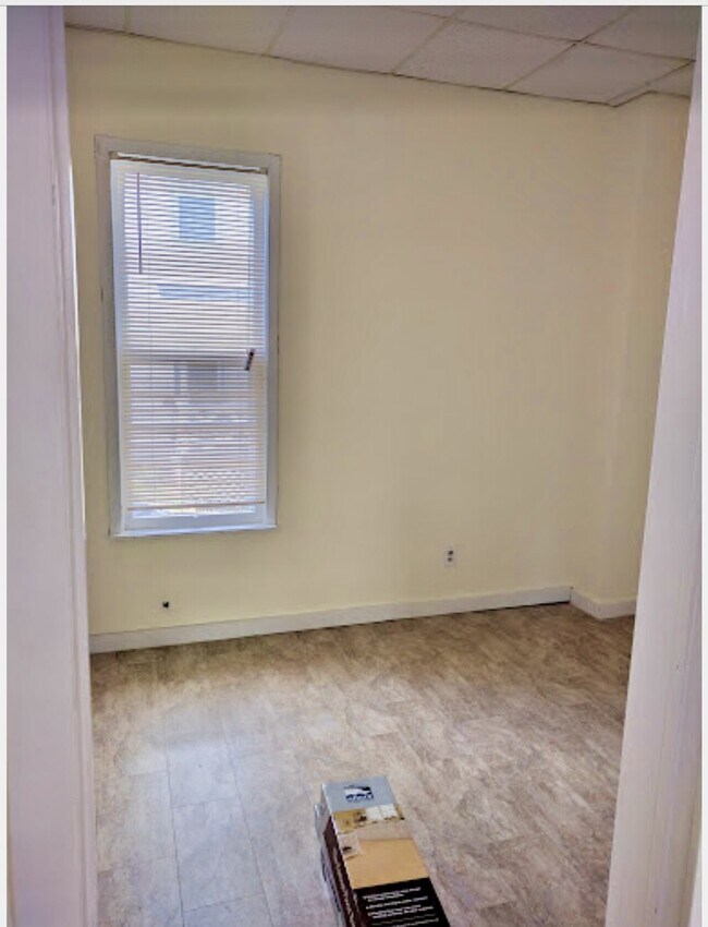 205 W Clinton St Unit 1, Johnstown, NY 12095 Condo for Rent in