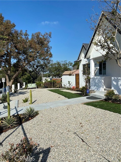 Foto del edificio - 313 E Hillsdale St