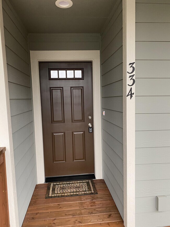 Foto del edificio - 334 Clover Creek Ave NW