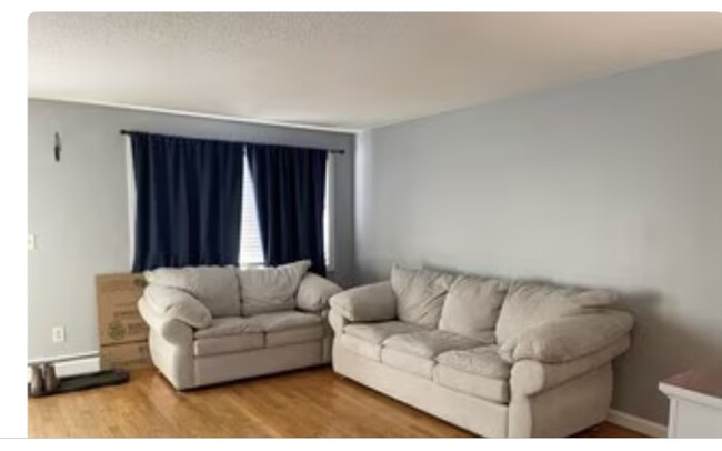 Foto del edificio - 1304 Goffstown Rd