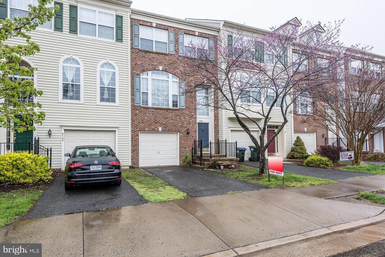 9706 Kennoway Ct, Bristow, VA 20136 Townhome Rentals in Bristow VA
