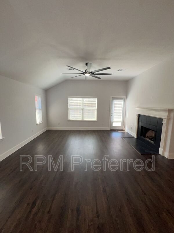 Building Photo - 2506 Soledad Ridge Dr