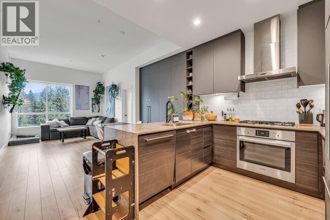 Building Photo - 3131 Murray St