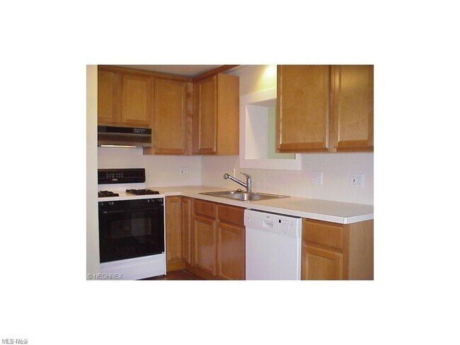 Foto del edificio - 7108 Wakefield Rd
