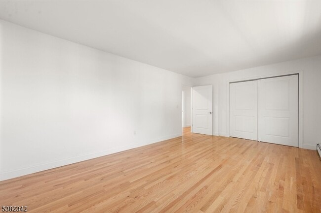 Building Photo - 59 Burnet Ave