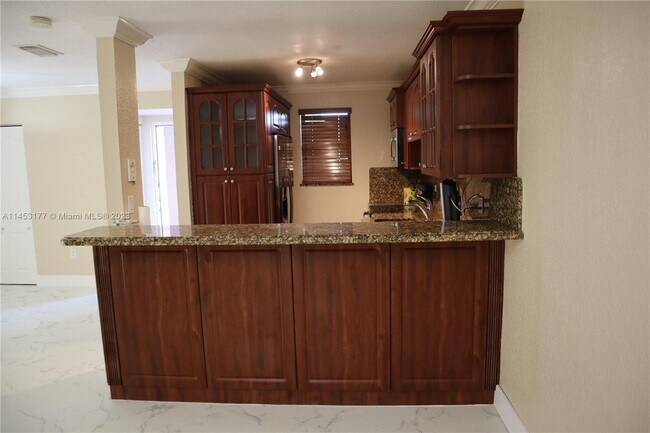 Foto del edificio - 8401 NW 8th St