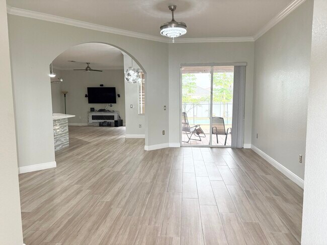 Foto del edificio - 2066 SW Savage Blvd