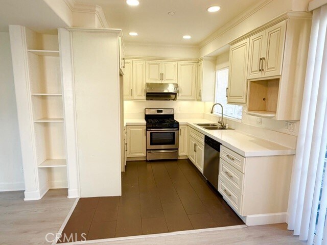 Foto del edificio - 788 S Stoneman Ave