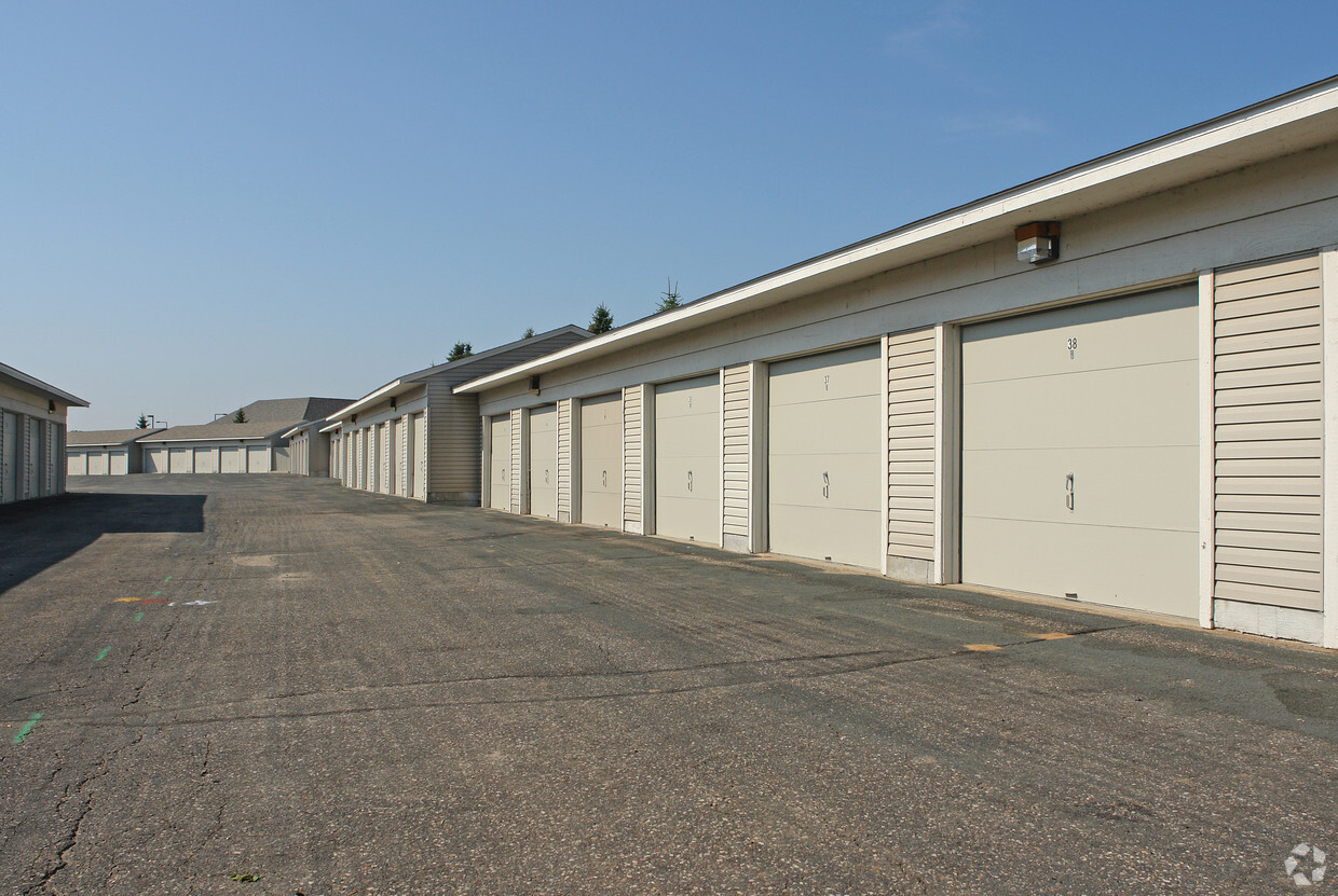 Building Photo - Ann Bodlovick Apartments